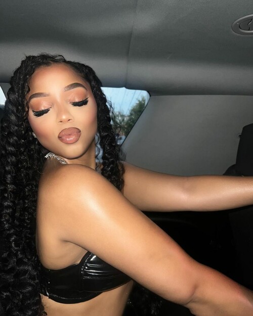 instasaved745a319efdcbd93