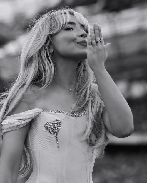 instdown1ed27da3eca756ce