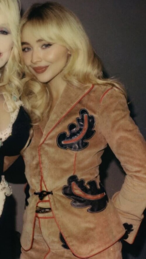 instdowne25d8585a8e576dd