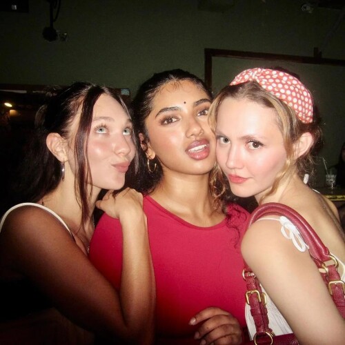 iris497548c2a64bafa37c