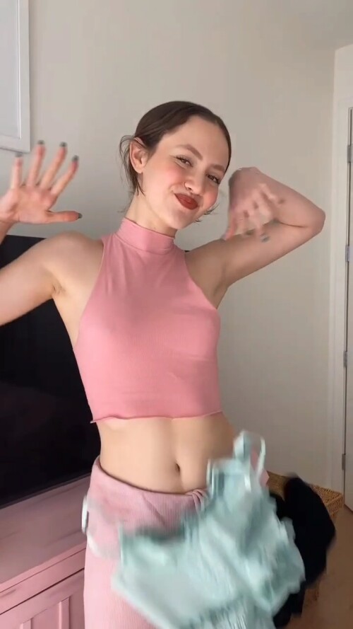 iris8cbc6f115925d4b0