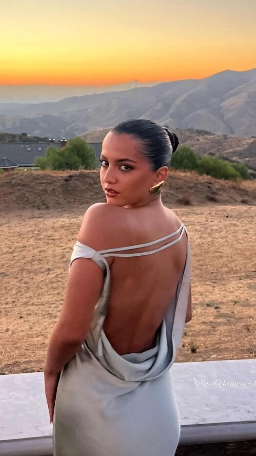 isabela5631d0aed3dc4882