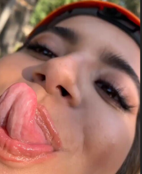 isabelatonguea67c7d5344d201aa