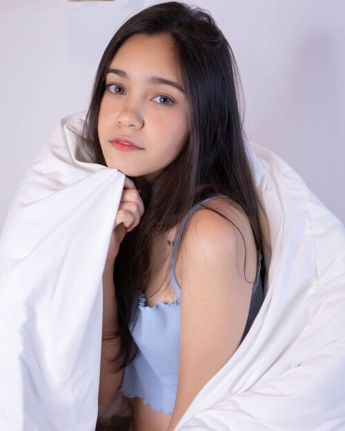 isabelleharispCF iYENlJlT1