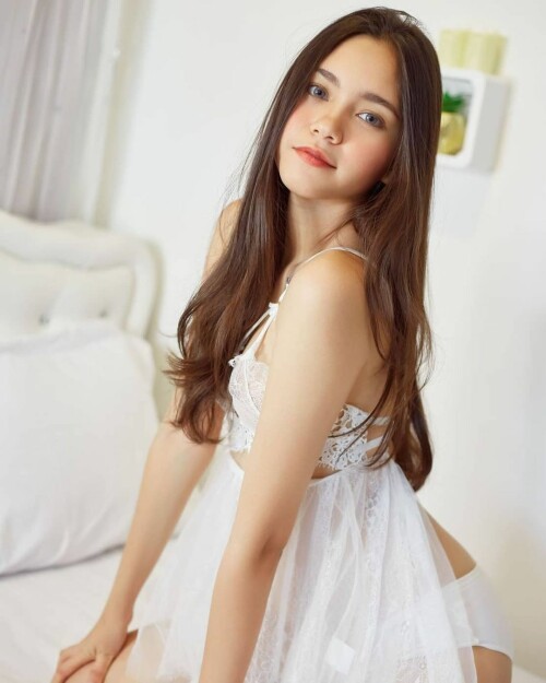 isabelleharispCFU6dIppzHs1