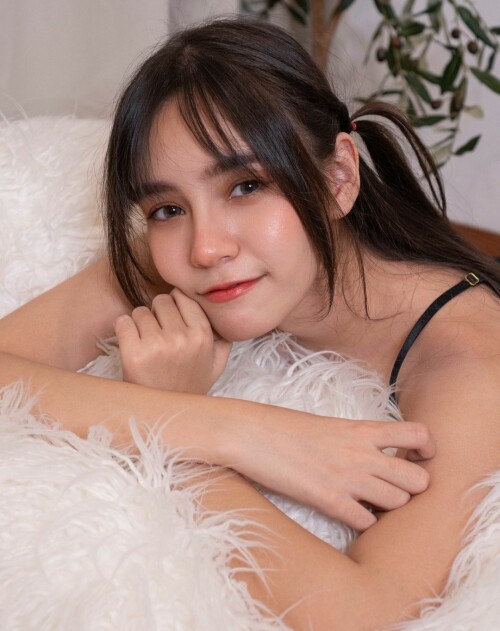 isabelleharispCWlUFeiBmJW2