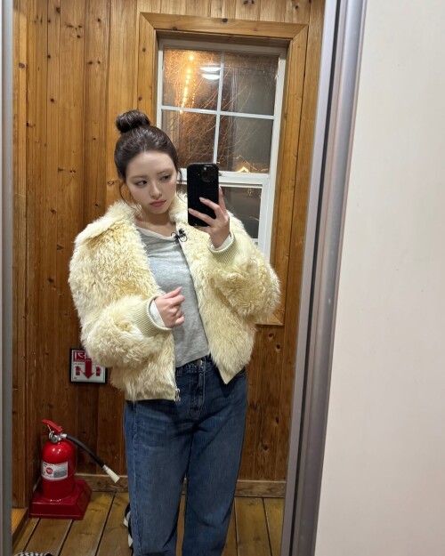 itzy ig yuna 3da08050433a4dd24