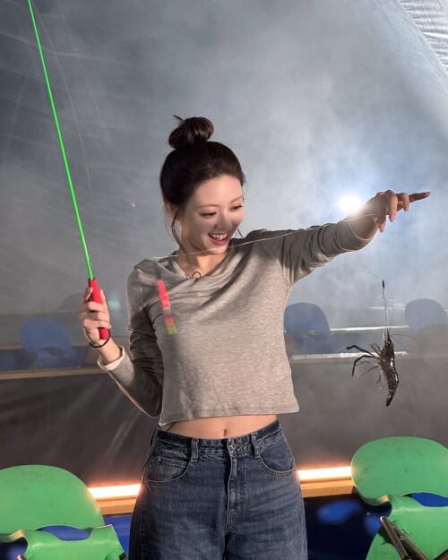 itzy ig yuna 7d562d694be6cdd1c