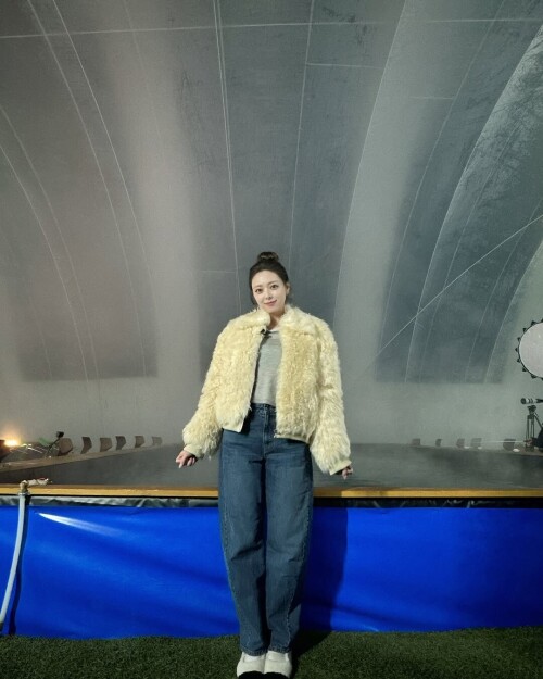 itzy ig yuna 88943ba19c09c07f7