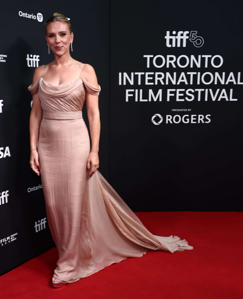 Mandatory Credit: Photo by John Salangsang/Shutterstock (15476052v)Scarlett Johansson'Eleanor the Great' North American Premiere, 2025 Toronto International Film Festival, Canada - 08 Sep 2025/shutterstock_editorial_Eleanor_15476052v//2509082315
