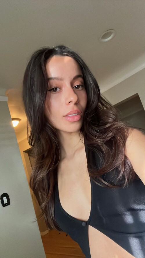 izabellaalvarez 29 04 2024 000188edcbf7fe7038bf