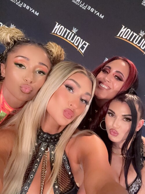 izzi wwe 3676822653067382712s2025 7 15 13.22.410 storyd4c531fc10e039ce