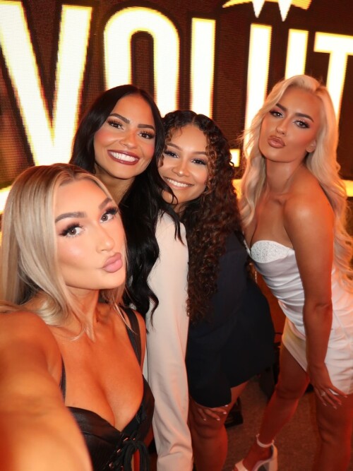 izzi wwe 3676822653159804388s2025 7 15 13.22.335 storyf9b868774ebbbce0