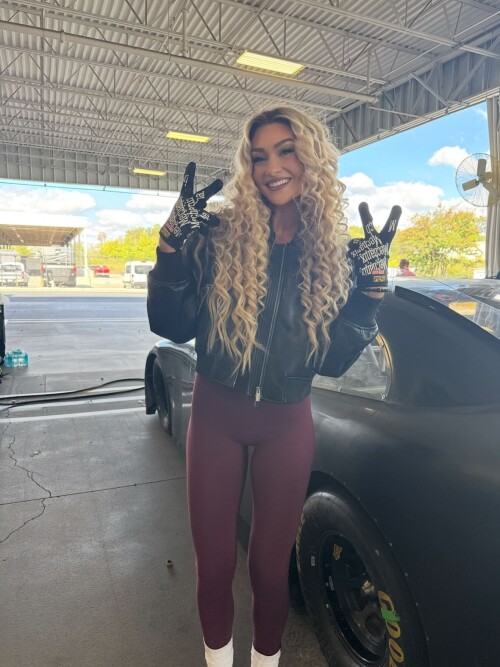 izzi wwe 2025 10 02T233040.000Z 48ca7a33b5137d27d