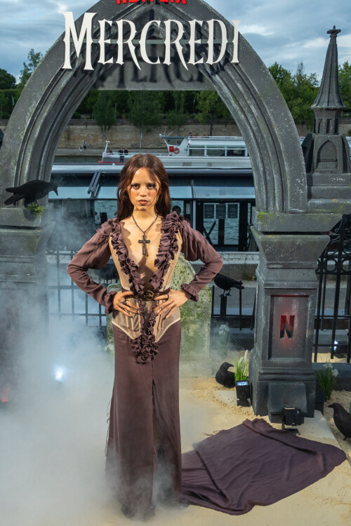 j2 15 3776c016b9b3b17f