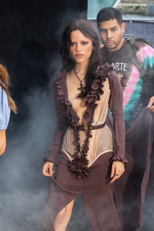 j2 39 0edc96efa2e49158