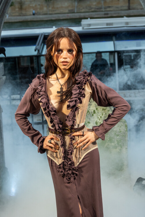 j2 6 ce2690e6b2524935