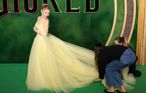 jRwxFUrbIGe5cbee12092f977b