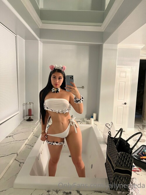 jailyneojeda FCKK IT I DID IT CUM FOR MEEEEEE source 78efcf55579566602