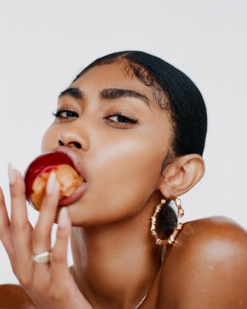 jasmine.chola CiAw44zuW26 05b39ca04fd667e366