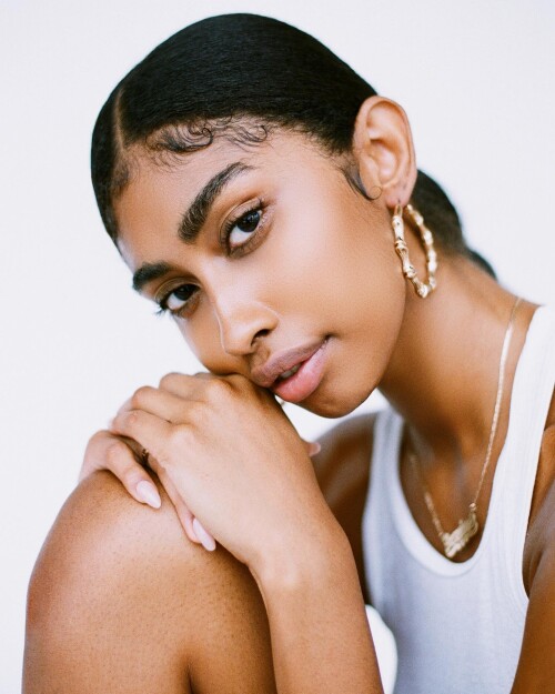 jasmine.chola CiAw44zuW26 08453c14f707f50a1b