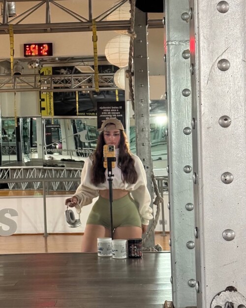 jasmine.rguez 3526941895591022054216df1ca9aa36f77