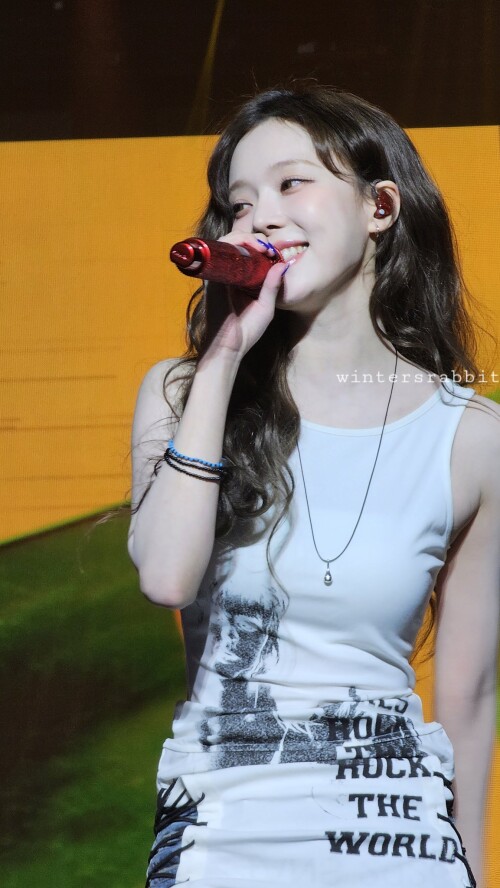 jen 1884434323417489771 27e84e55f3963bd65