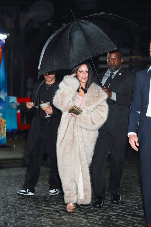 jenna 27f52b95bad9b711ed