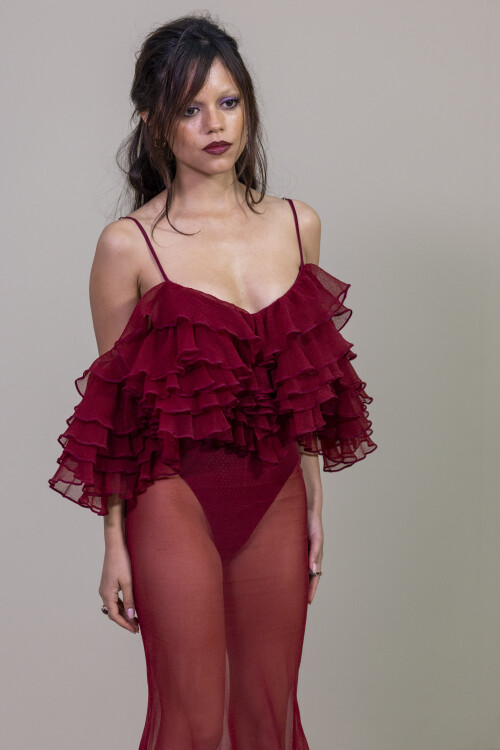 jenna 61359e1795037842ed