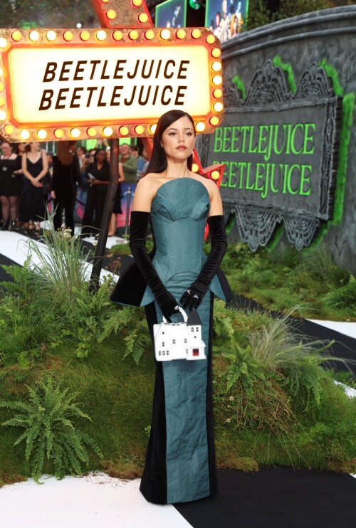 jenna 62a172266776803cf