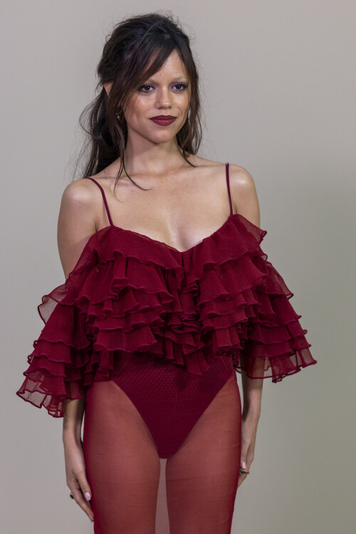 jenna 63740704b726f79be7