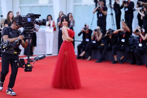 jenna 64481764fec4fc4025