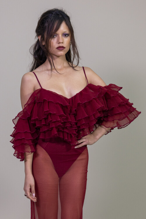 jenna 66753d34bfe77705a8