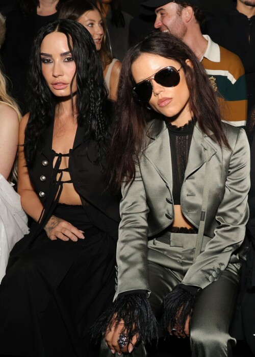 jenna 93c704bf5c238ba3a