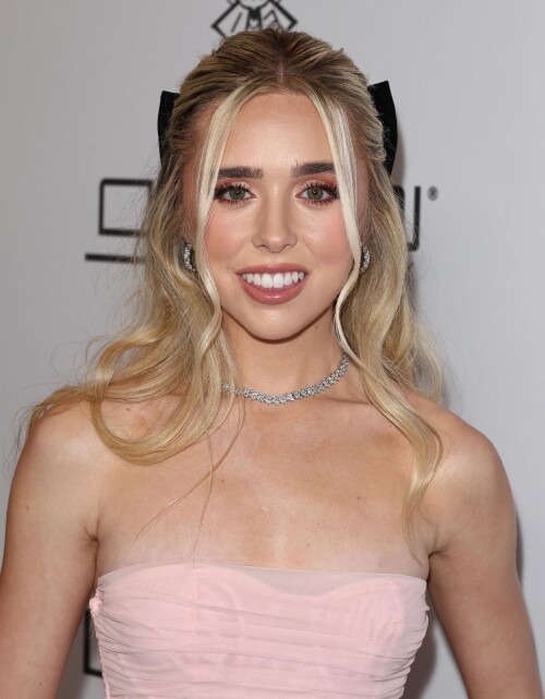 jenna davis at make up artists hair stylists guild awards 2025 0f3b866e08c3f1d26