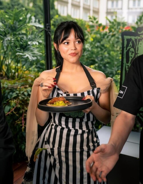 jenna21ea01e0f426ef353