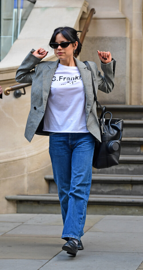 jenna6a402a64bf4ed898d