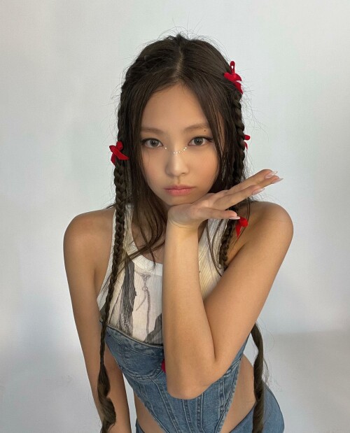 jennierubyjane 20220919 142117 307829205 885768392390175 1953669546184978989 n