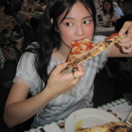 jennierubyjane photo DNkMFErOcQ4 20250820 014059 536384544de7fdbb1a835beda