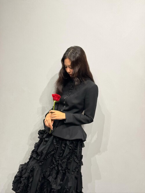 jennierubyjane photo DO CJ7 iULS 20250924 082510 553256709c980f3f27d4e4e59