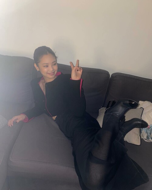 jennierubyjane 275281584 633176347769321 2394336446324161909 n