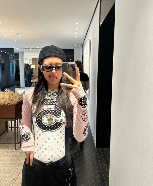 jennierubyjane hlen 20221011 005541 310706541 600101571856474 5465048058449544131 n