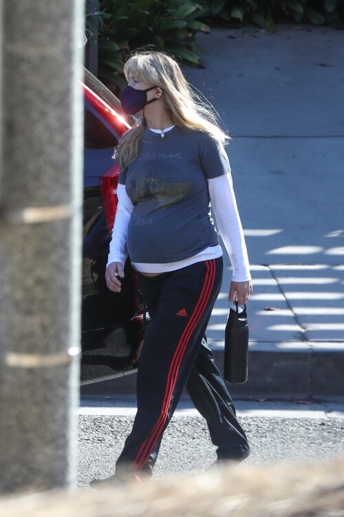 jennifrt-200444ba42238bfb4c