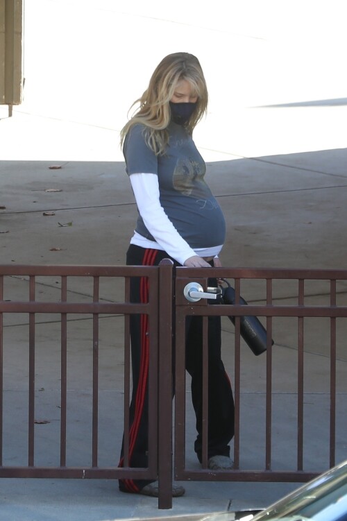 jennifrt-260b9552676613d02e