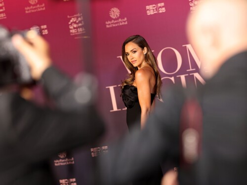 jessica 16a5a308eef6122d55