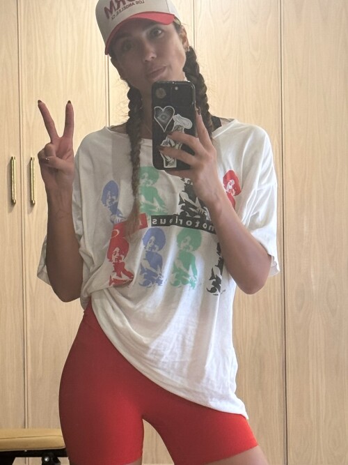 jessicaalba 1760273579 3741768443541575238 12223257b92c7c6ccdc48779