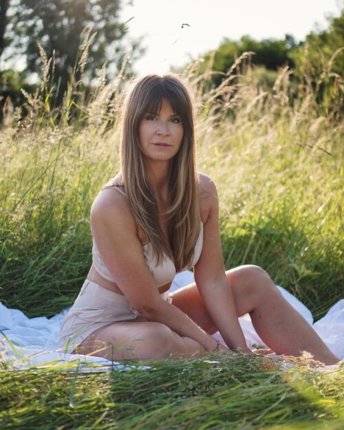 jg1207e4e38e851c3359