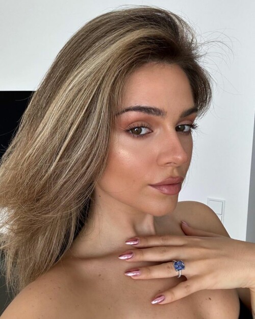 jh10d7e07cd887f0f127