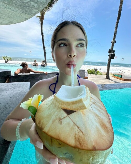 jh11d1d4932a16fa841c