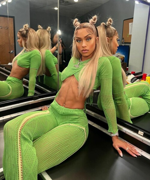 jillyanais 1679854196392